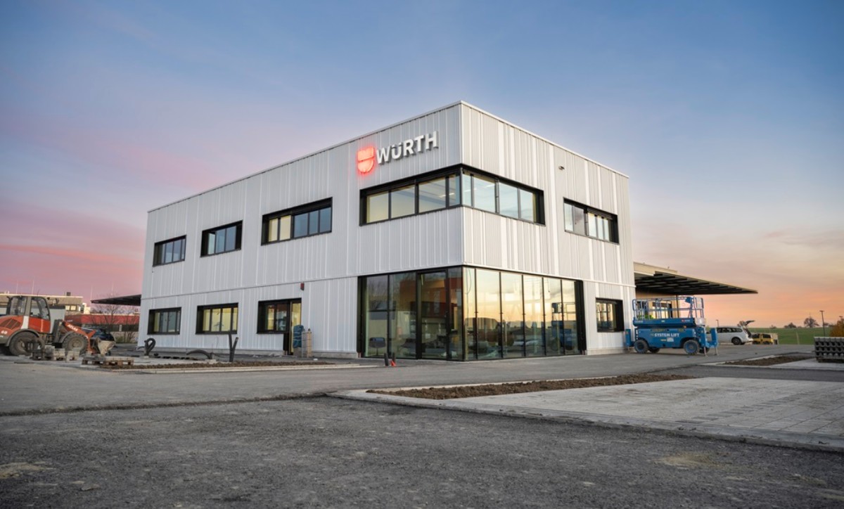 News Teaser Der Fuhrpark zieht um News Teaser Der Fuhrpark zieht um